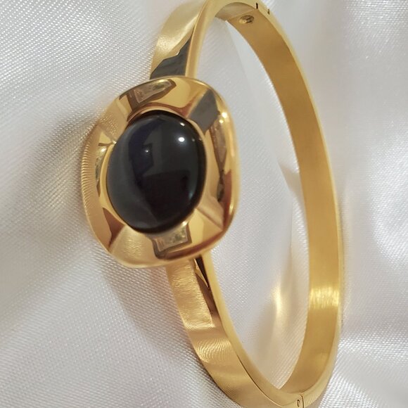 18k gold plated stainless steel Black and Gold Bracelets - Picture 5 of 7